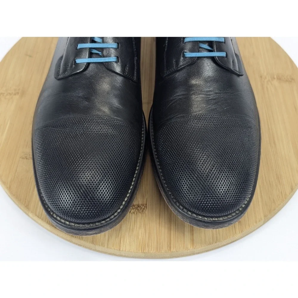 Diesel Mens 9 Black Leather Derby Shoes Textured Cap Toe Blue Laces